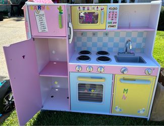 Kids Wooden Play Kitchen Set from Kidcraft