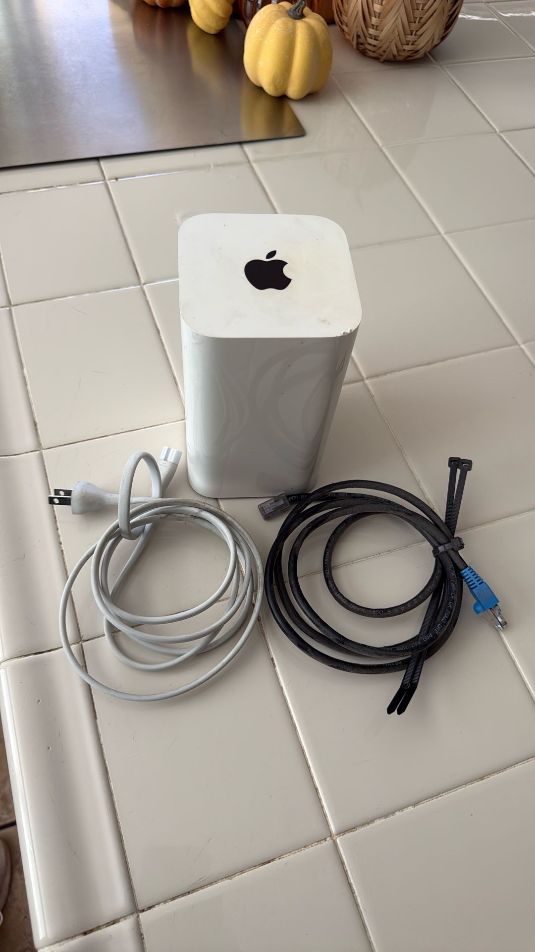 Apple AirPort Extreme Base Station