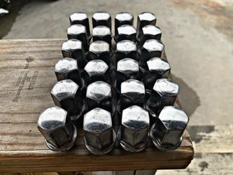Chevy / Gmc Lug Nuts