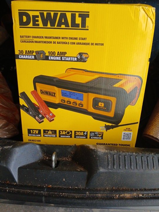 Dewalt Battery charger   & car jumper