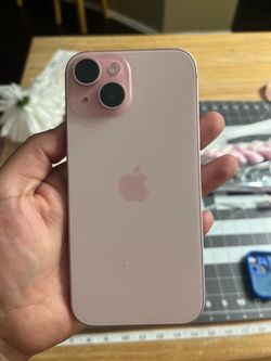 Apple iPhone 15 Pink