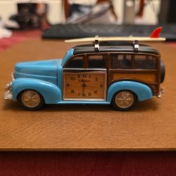 Limited Edition Fossil Timepiece In Woody Wagon w/Surfboard 