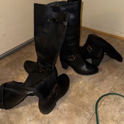 Two pair ladies, boots