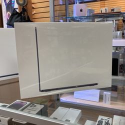13” MacBook Air M2 | 8GB RAM | 512SSD