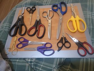 11 PAIRS OF SCISSORS