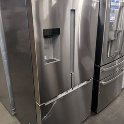 Bosch 100 Series B36FD10ENS
36 Inch Freestanding French Door Bottom Mount Smart Refrigerator