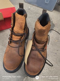 BRAND NEW Red Wing Shoes 4215 Steel Toe Work Boots