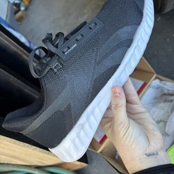 NEW Reebok Composite Toe Work Sneaker