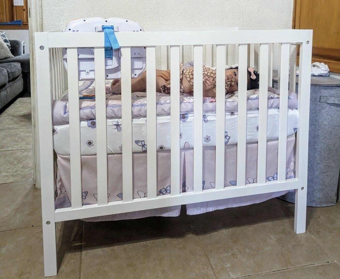 Baby Mini Crib & Mattress