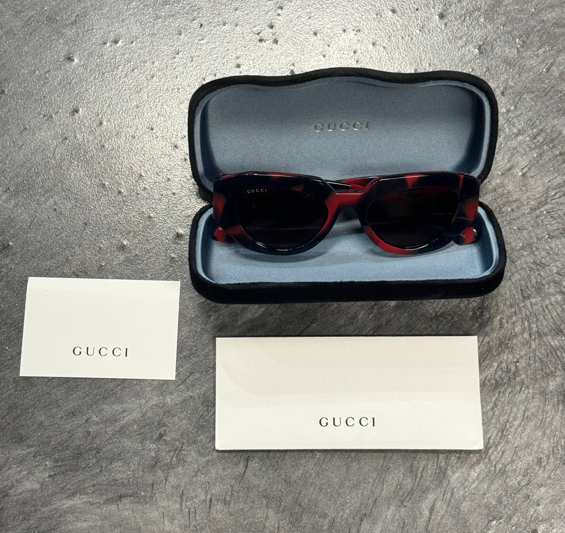 Gucci GG1421S Rectangle Frame Shape Red/Blue Multicolored Cat Eye Thick Chunky Italy Sunglasses Box Booklets