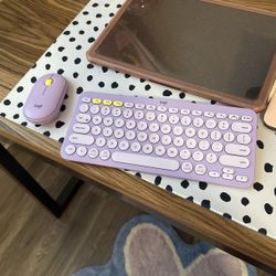 Logi Tech Keyboard (purple)