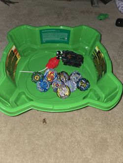 Beyblade Burst Lot – Stadium + 12+ Beyblades + Launcher