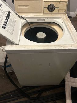 White Kenmore Heavy Duty Washing Machine