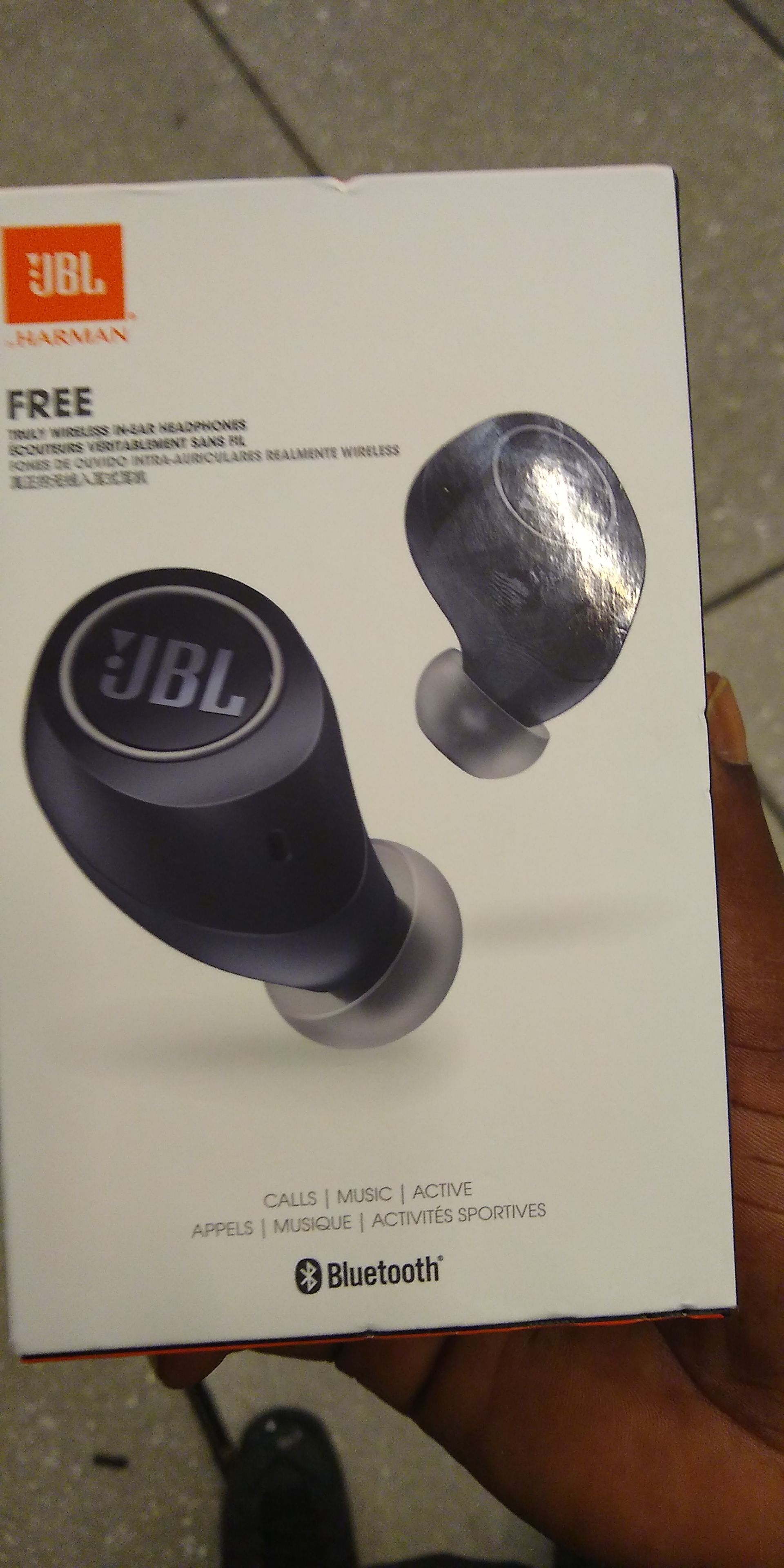 JBL true wireless earbuds