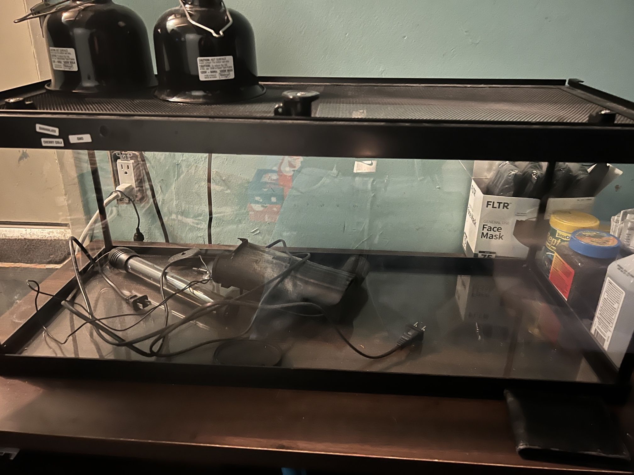 20 Gallon Aquarium 