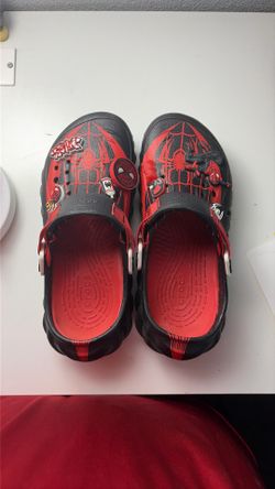 Spiderman crocs