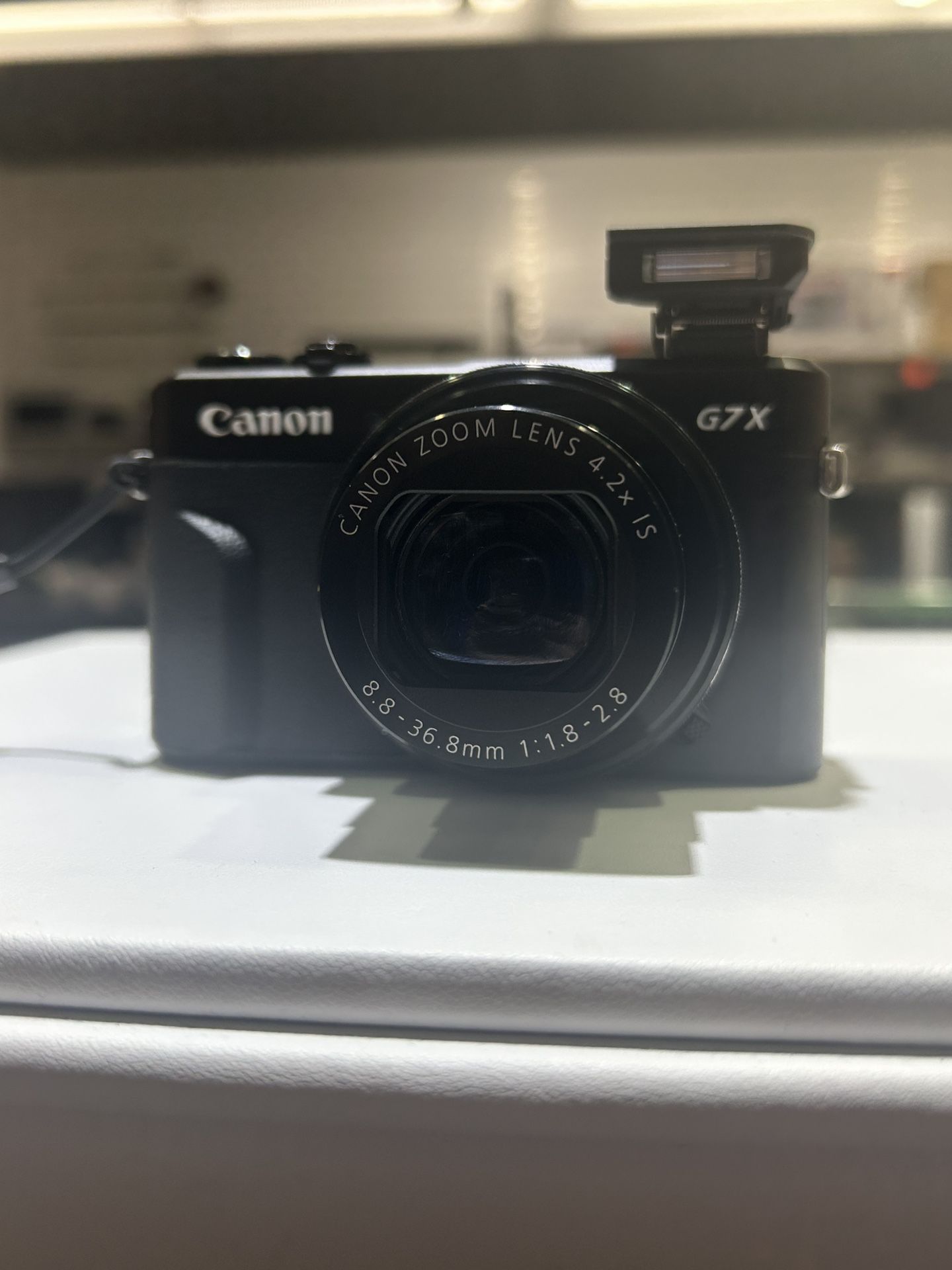 Canon PowerShot G7X Mark 2 Camera