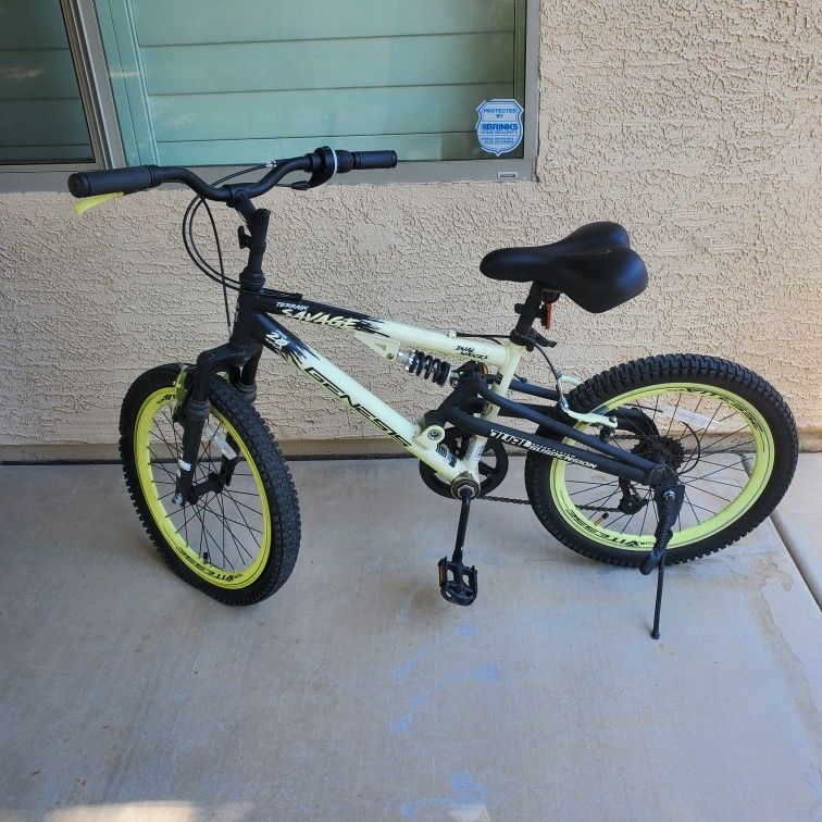 Genesis Savage 20" Boy's Mountain Bike