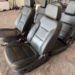 Leather Seats 2019-2026 Silverado & Sierra