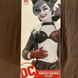 DC Collectibles Bombshells Harley Quinn Red White Black by Ant Lucia Statue