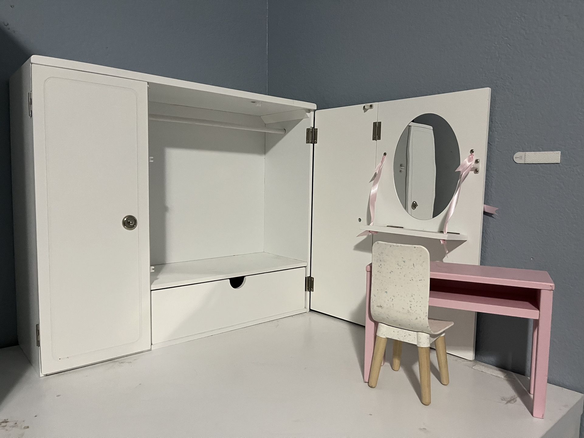 American Girl Doll Lot