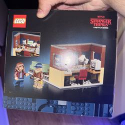 Lego Stranger Things Radio Station 