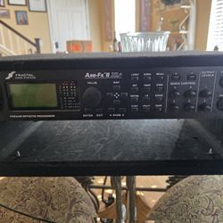 Fractal Audio Axe FX II XL+ and Pedal Board