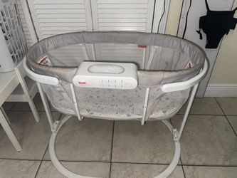 Fisher Price Bassinet