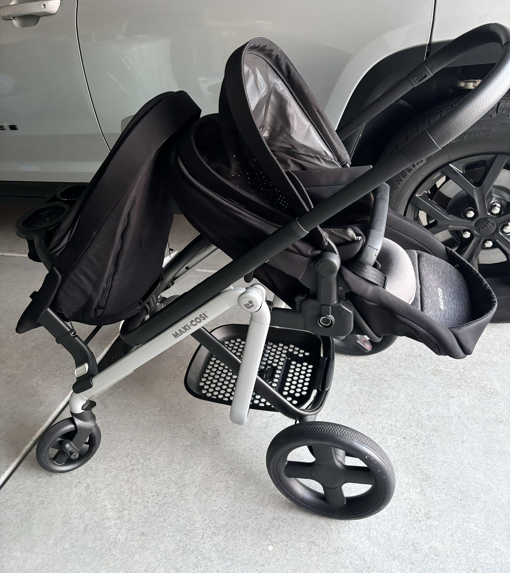 Maxi Cosi Lila Single To Double Stroller 