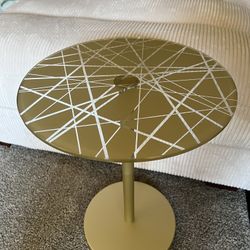 Glass Top Modern Side/End Table 