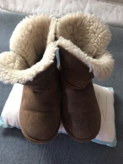 UGG bits size 12