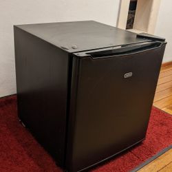 Sunbeam Mini Fridge 