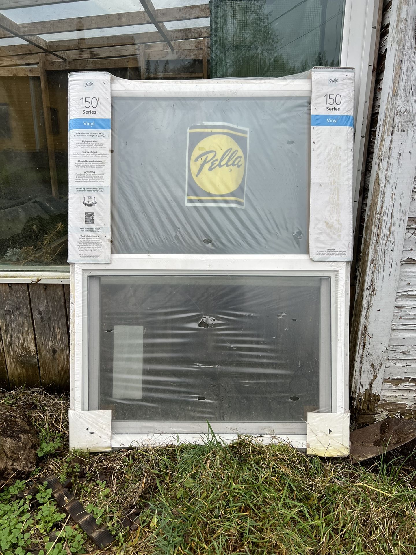 New Pella 150 Series Vinyl Window 3x4 Ft