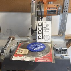 Ridgid Miter Saw with stand and spare Diablo Blade