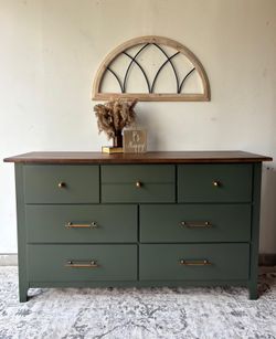 7-drawer Solid Wood Dresser