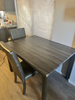 Small table & chairs set