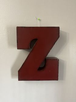 Wooden Letter “Z” Wall Decor – Rustic Style