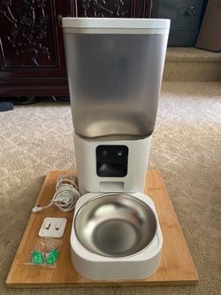 Automatic Smart Pet Feeder 5G WiFi:   APP Control For Dog & Cat