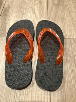 Local flip flops for kids