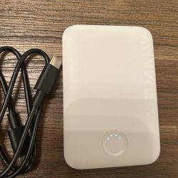 New Wireless Magnetic Battery Backup For iPhone