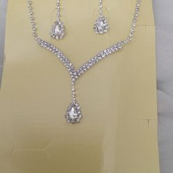 Bridal Jewelry Set $20