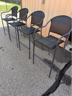 Set of 4-Woven Wicker Outdoor Bar Stools