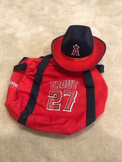 Angels Duffle bag & Cowboy Hat