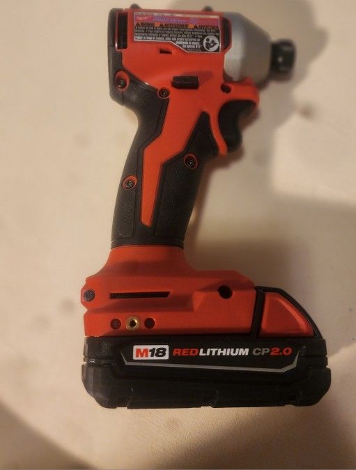 Milwaukee 18v 1/4" Impact Driver W/ 2.0 Battery