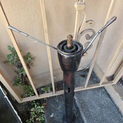 Steering Column In Great Condition 