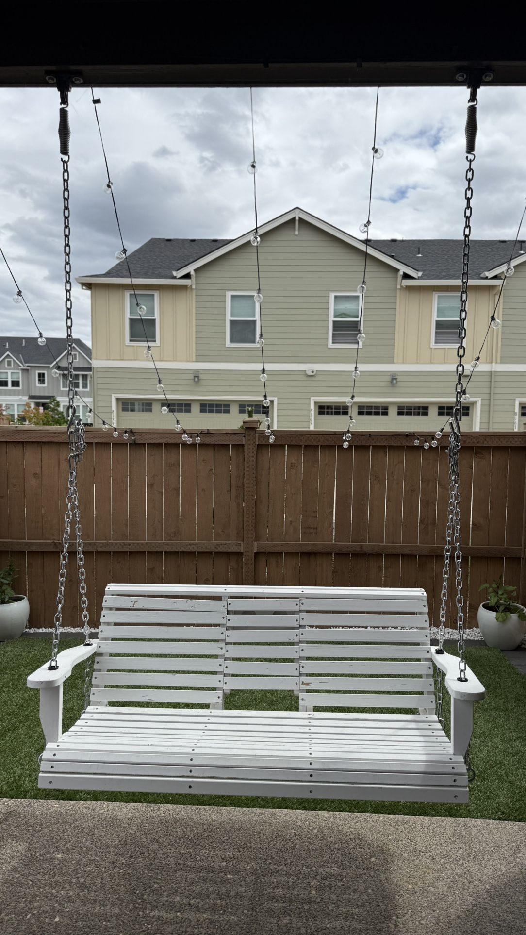 Outdoor swing set with Heavy Duty Chains