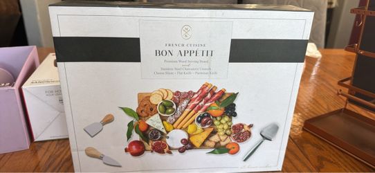 Bon Appétit Premium Wood Charcuterie Board Set