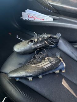 Adidas F50 - black and gold