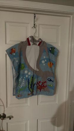 Toddler Blue Hooded Shark Pool/Bath Towel