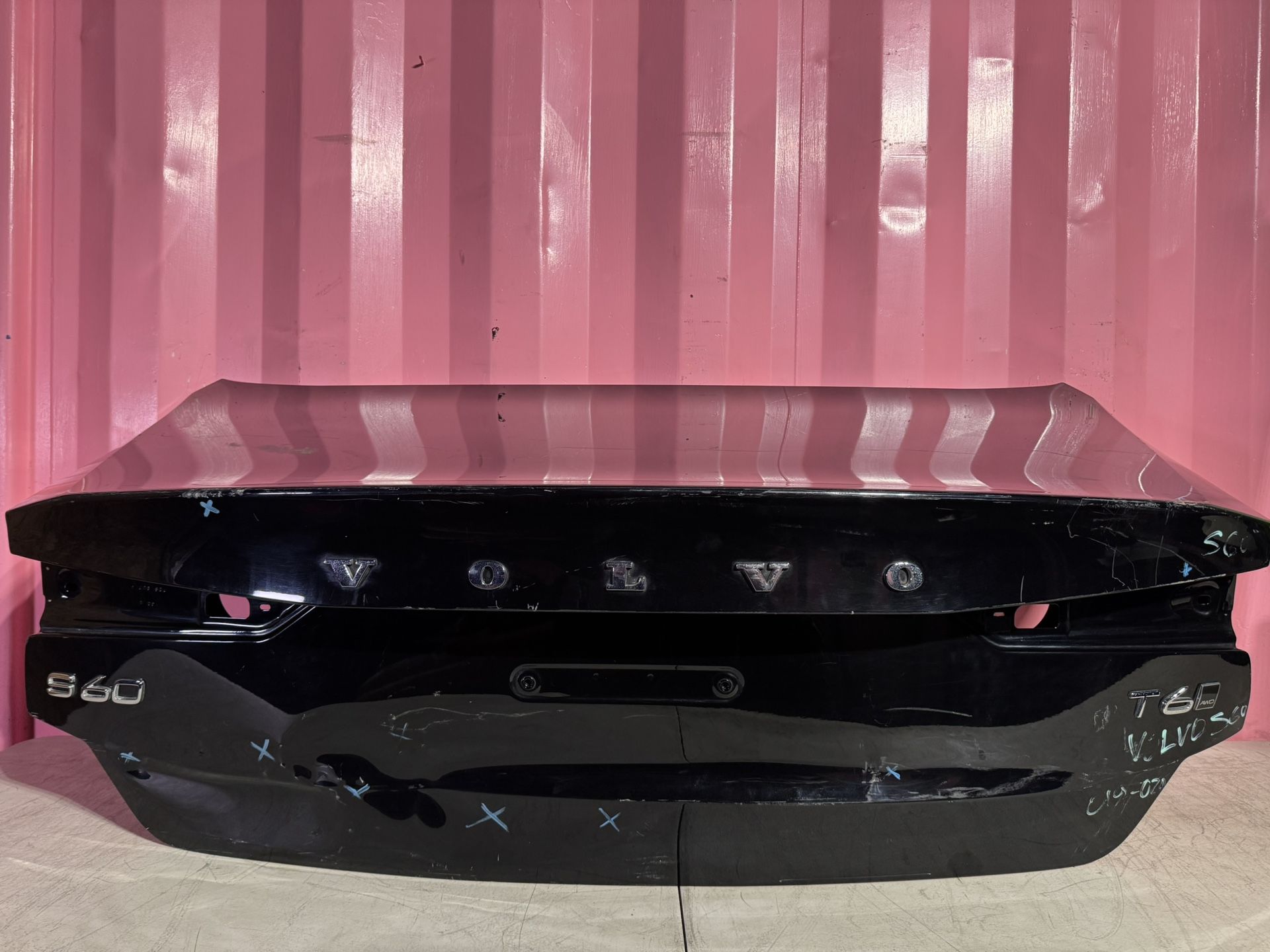 2020 2019 VOLVO S60 TRUNK LID SHELL OEM